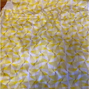 Nike Golf skort yellow and grey designer golf women's size 4 with a 16” waist